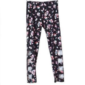 Ultra Flirt Leggings S Black Floral Soft Knit Fashion Leggings Cut-out Legs